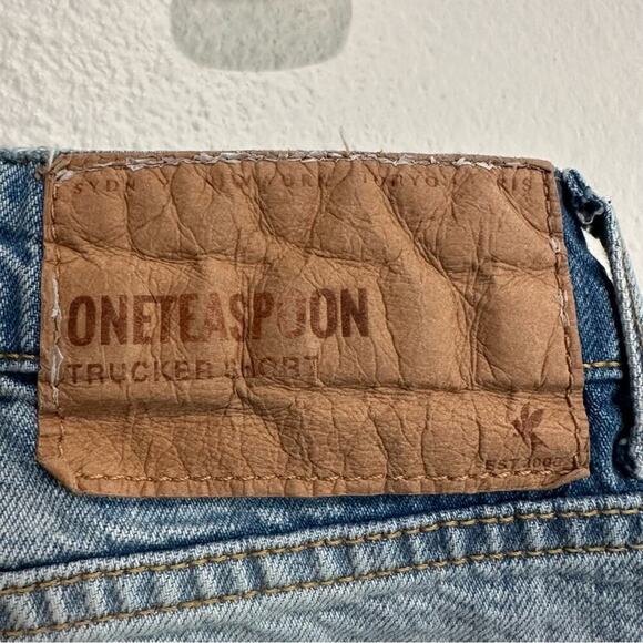 One Teaspoon Trucker Shorts SZ 25 - Picture 6 of 9